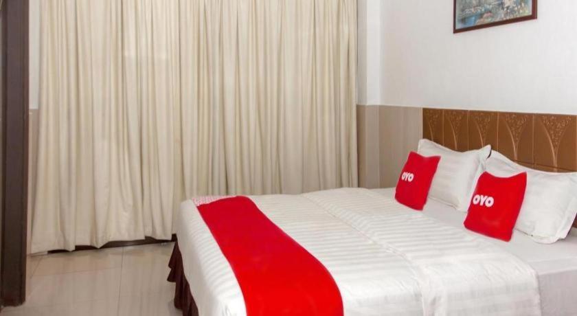 Oyo 89851 Leila Hotel Сандакан Экстерьер фото
